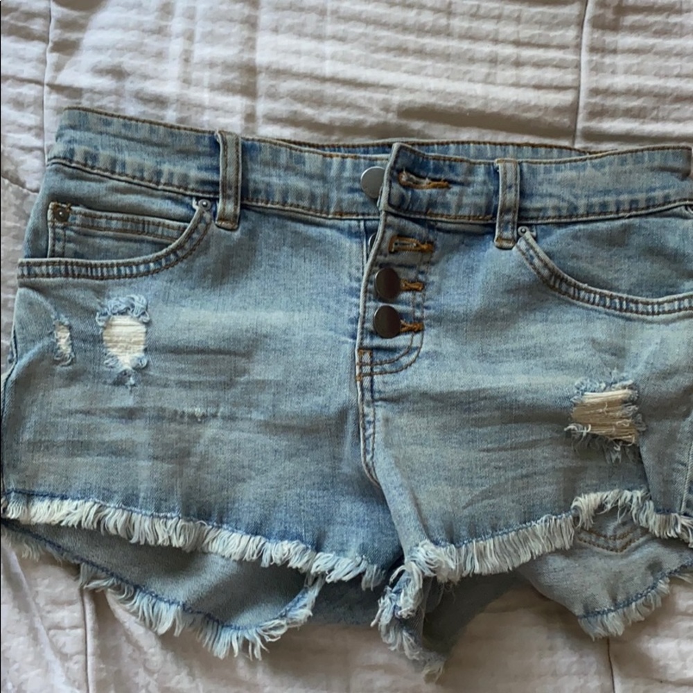 Billabong shorts!